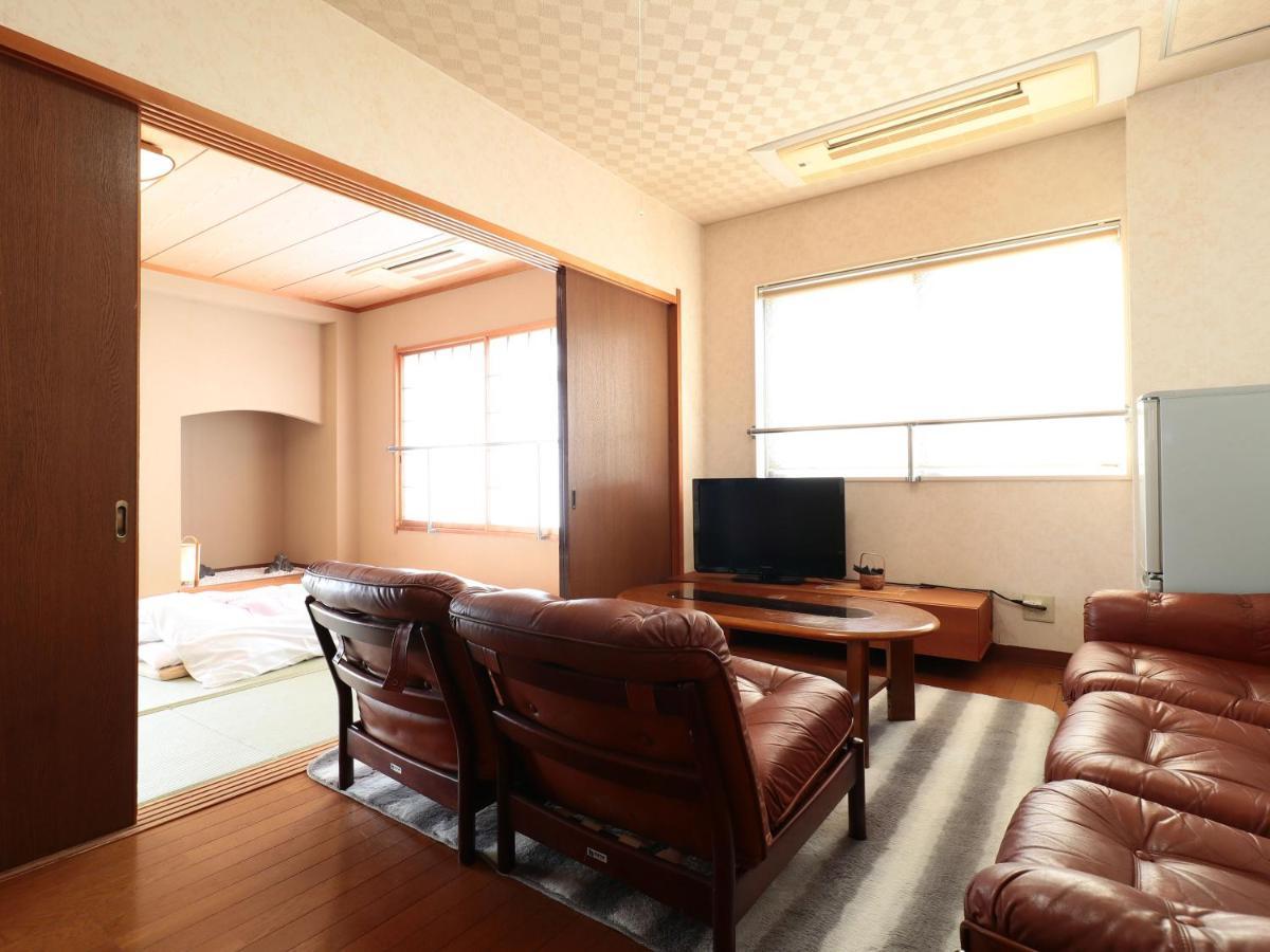 Hotel Tomioka-Ya Fujieda Exteriör bild